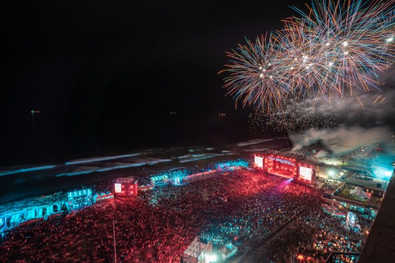 Baja Beach Fest Day 2 Bad Bunny Nicky Jam & Becky G Close the Second